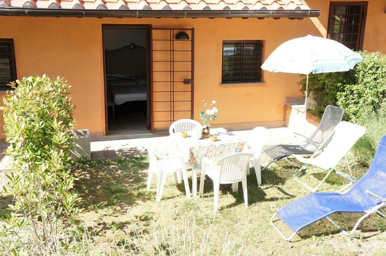 גאמבאסי Villa Borgo La Fungaia מראה חיצוני תמונה