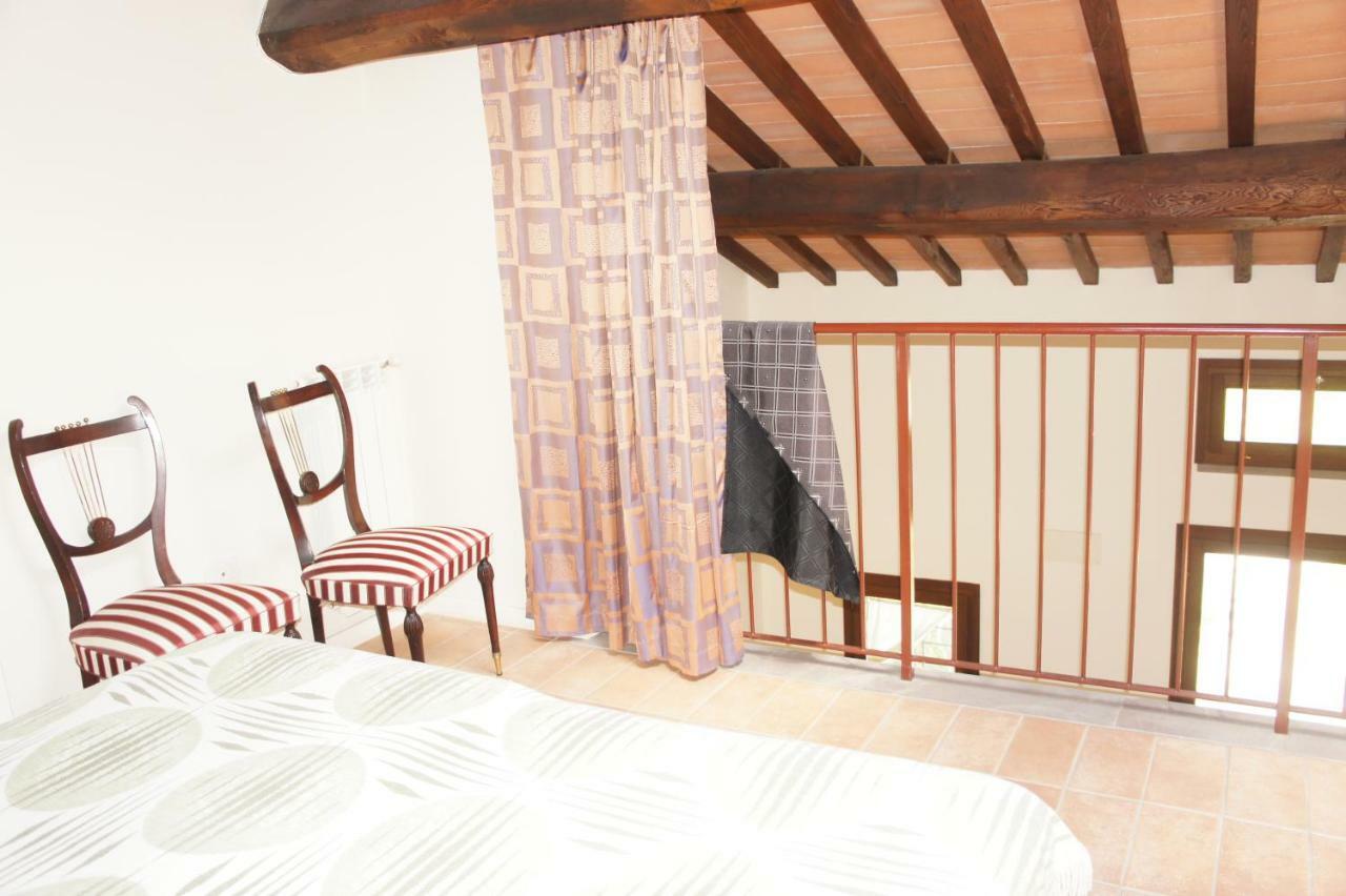 גאמבאסי Villa Borgo La Fungaia מראה חיצוני תמונה